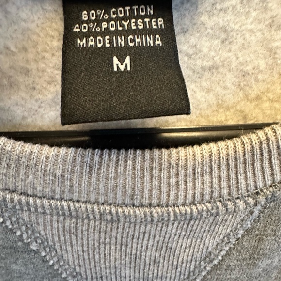 Wizarding World of Harry Potter Slyrtherin crewneck. ๐ค๐๐ size medium. - Picture 2 of 4